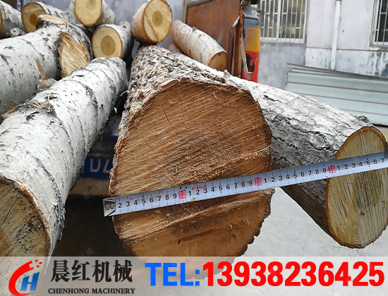 發往江蘇客戶的木材粉碎機